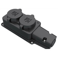 Розетка настенная двойная, с крышкой  16А каучуковая IP55