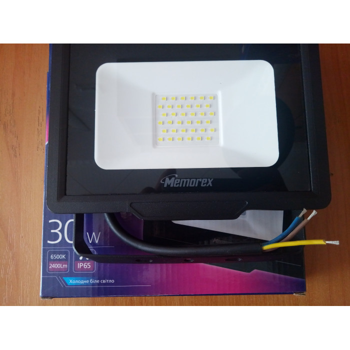 Прожектор LED Memorex MEF6B-030W 6500k чорний