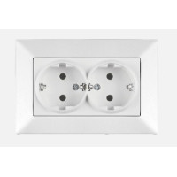 Розетка двойная с заземлением белая Viko Meridian 90970056-WH