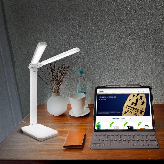 Лампа настольная аккумуляторная LED TITANUM TLTF-010W 7W 2700-6000K