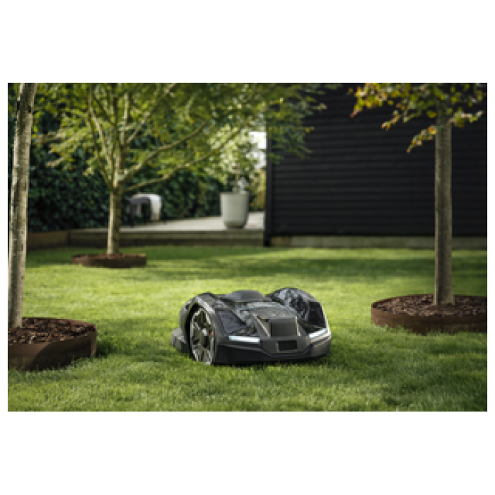 Косарка Husqvarna Automower 405XE NERA з бездротовою технологією