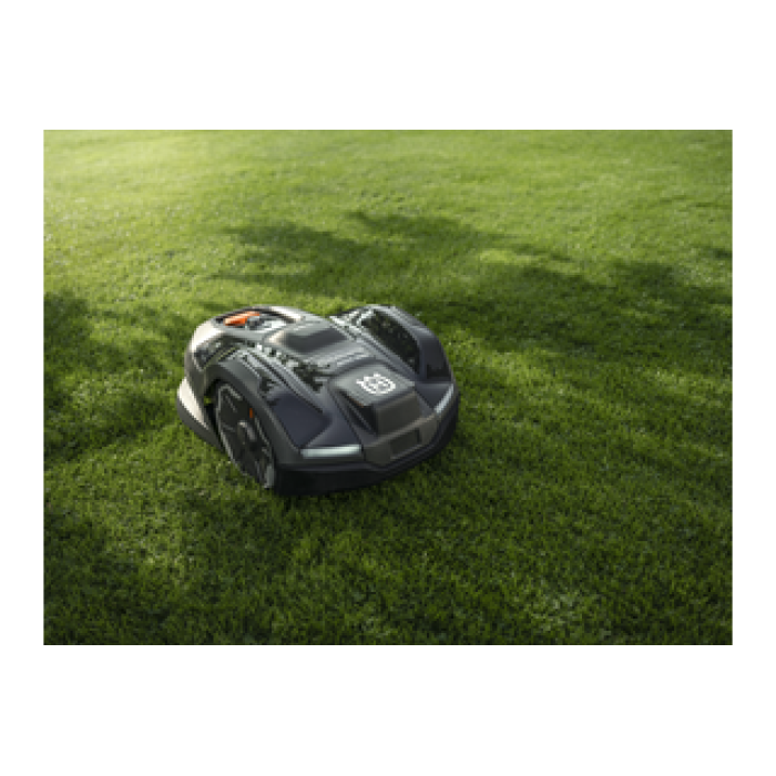 Косарка Husqvarna Automower 405XE NERA з бездротовою технологією