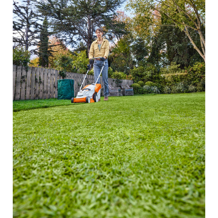 Газонокосарка акумуляторна STIHL RMA 239