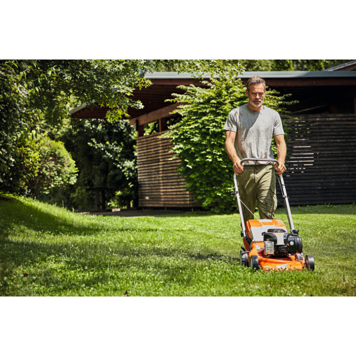 Бензиновая газонокосилка STIHL RM 248 T