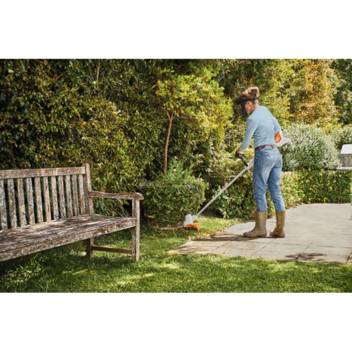 Stihl Аккумуляторная коса FSA57Set (45220115748)