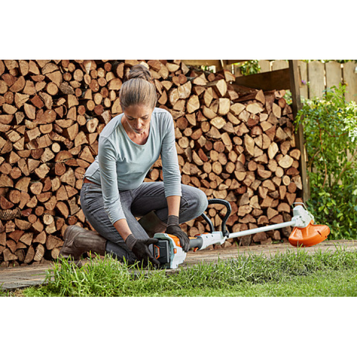 Stihl Аккумуляторная коса FSA57Set (45220115748)